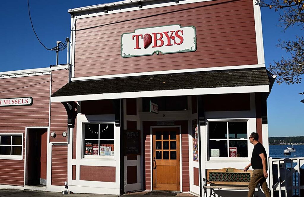 Toby's Tavern - Whidbey and Camano Islands