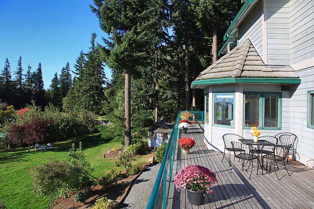 6-sunny-decks-reunion-weddings 6-sunny-decks-reunion-weddings