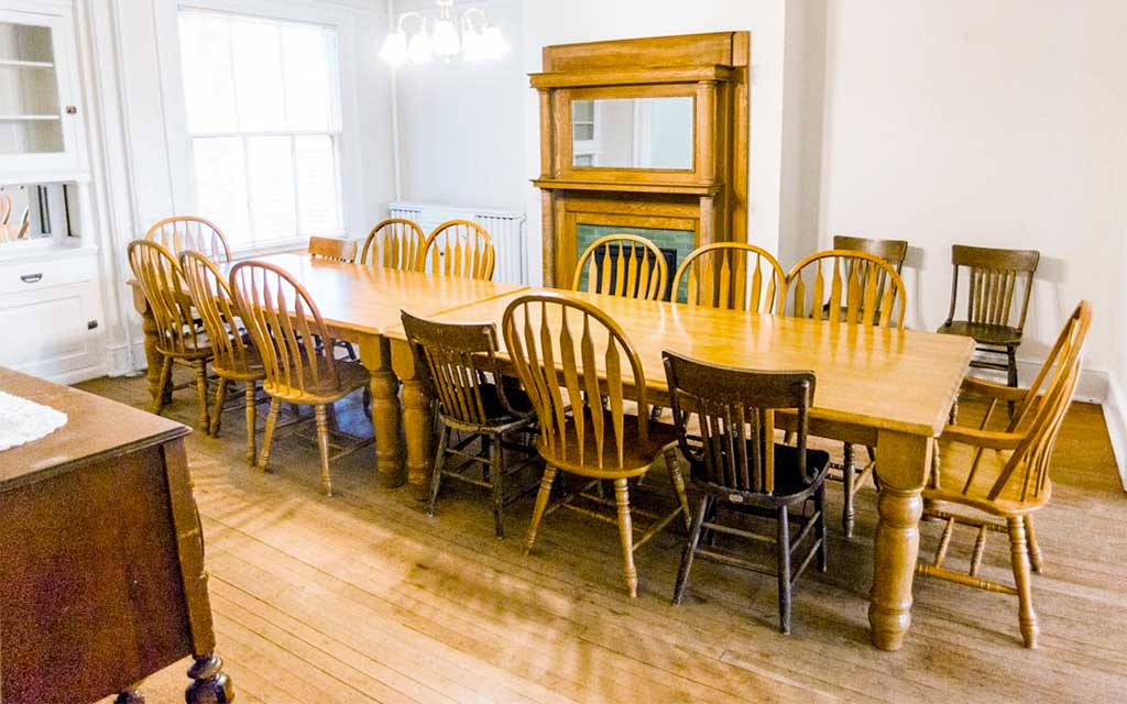 Alumni House Dining Room