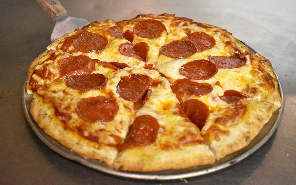 48869 Cozys Pizza