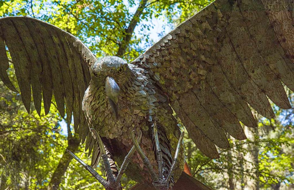Metal sculpture of an eagle.