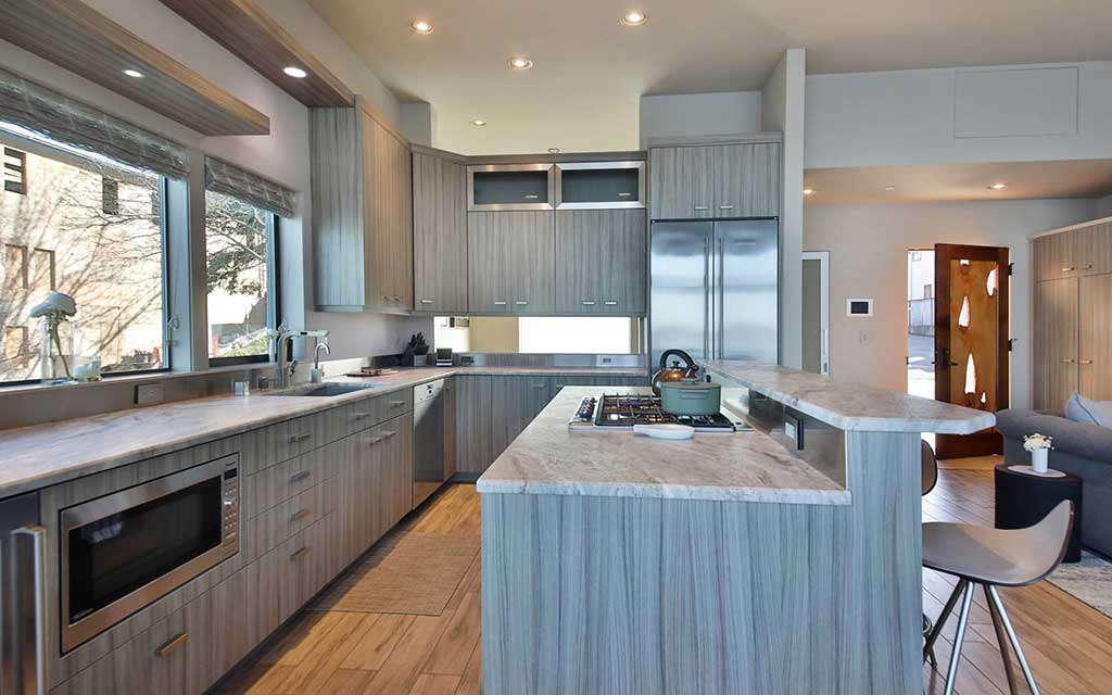 Langley Waterfront Condo 03