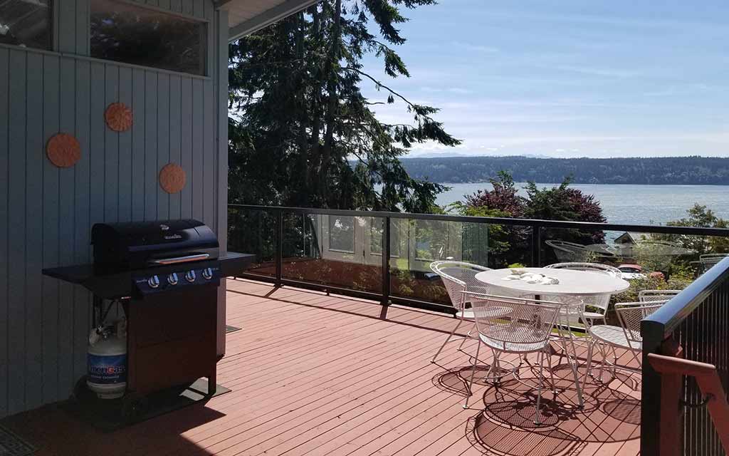 Wolf Beach Cottage 02
