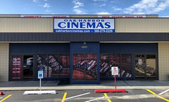 Oak Harbor Cinemas Front Entrance IMG 2664 552x334