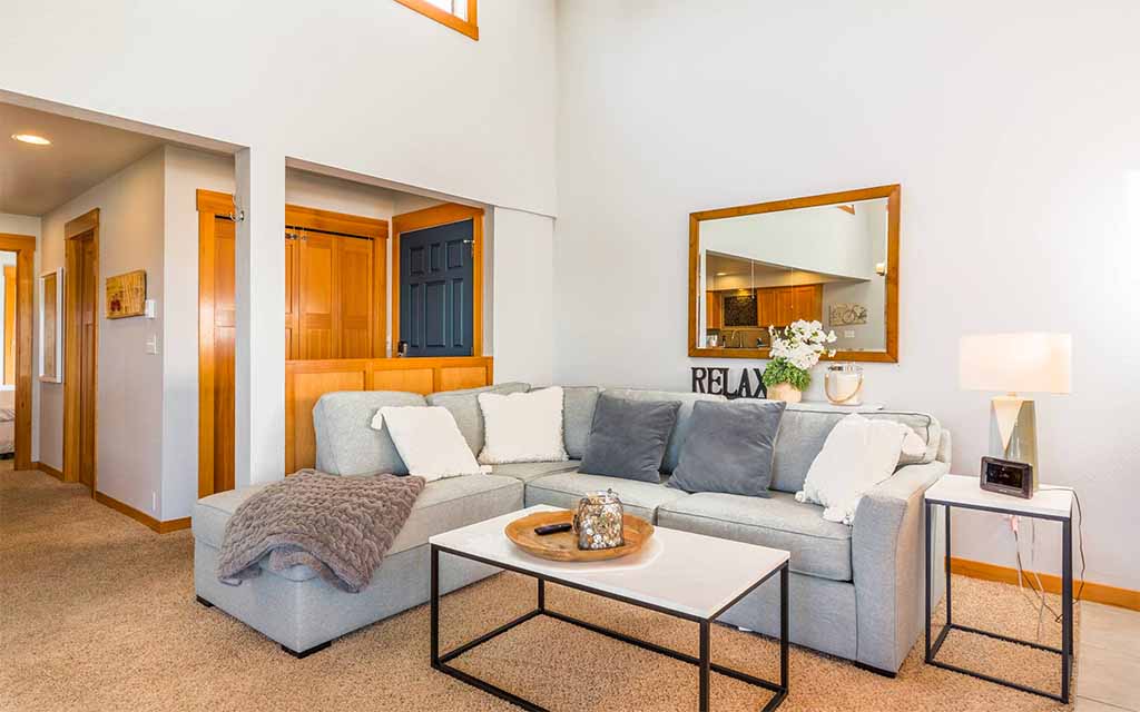 Coastal Chic Beach Condo Living Room