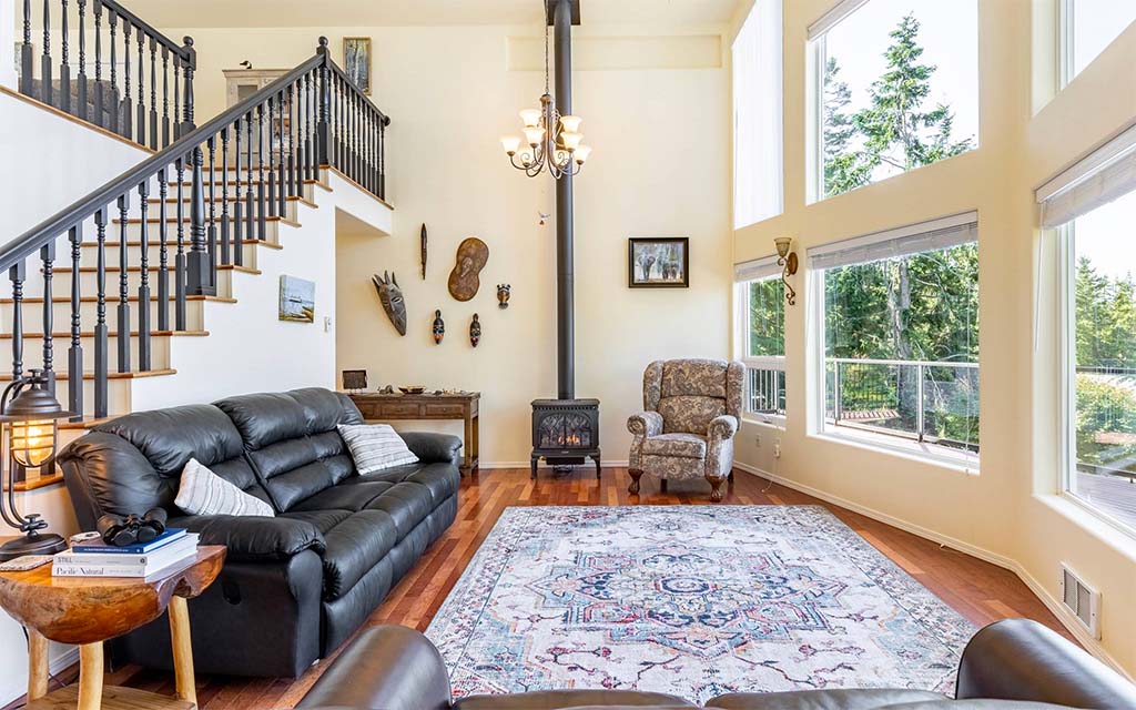 Harborview Getaway Living Room