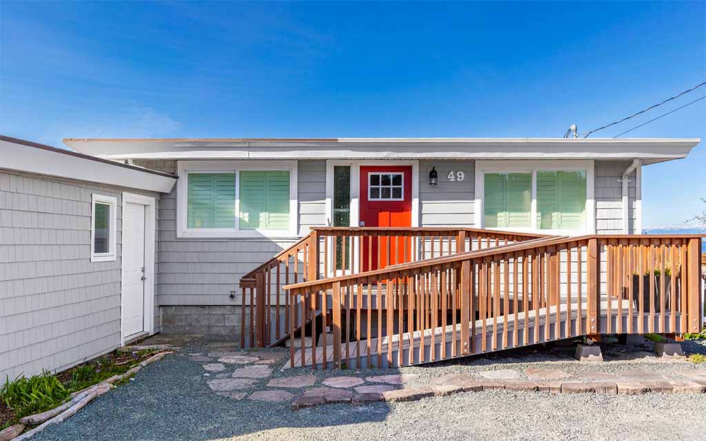 Harrington Hideaway Exterior 2