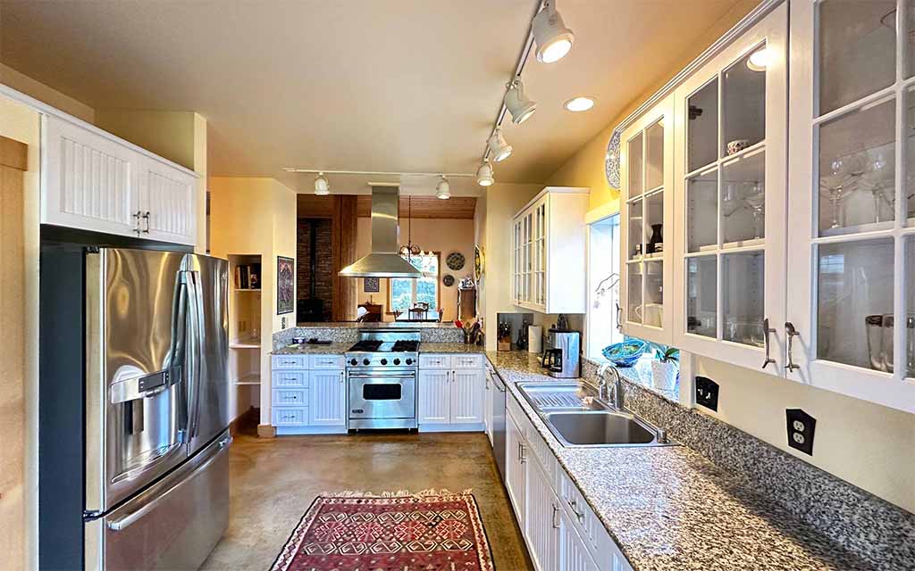 The Sparkle of Starlight Kitchen