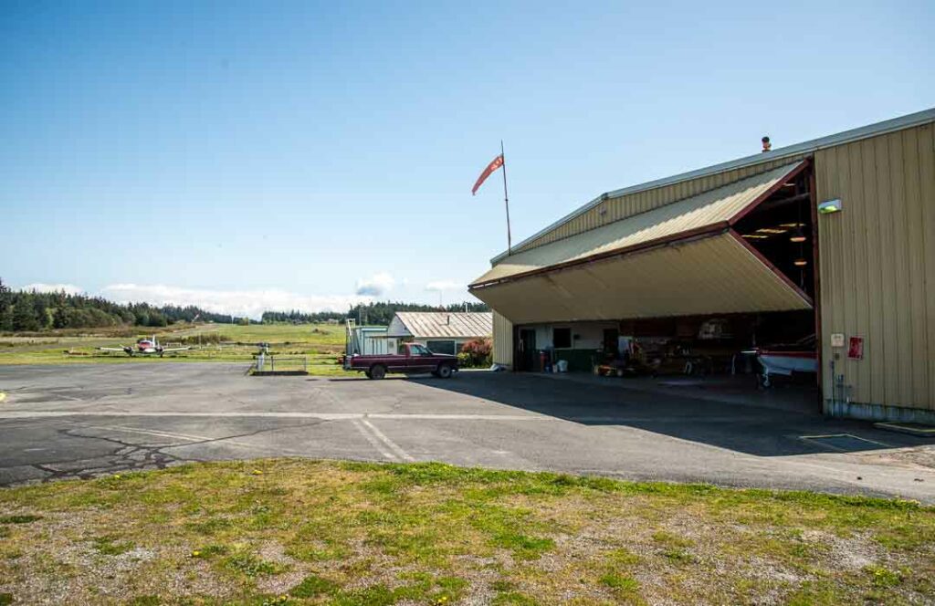 Delaurentis Airport Oak Harbor 7190 1024x664