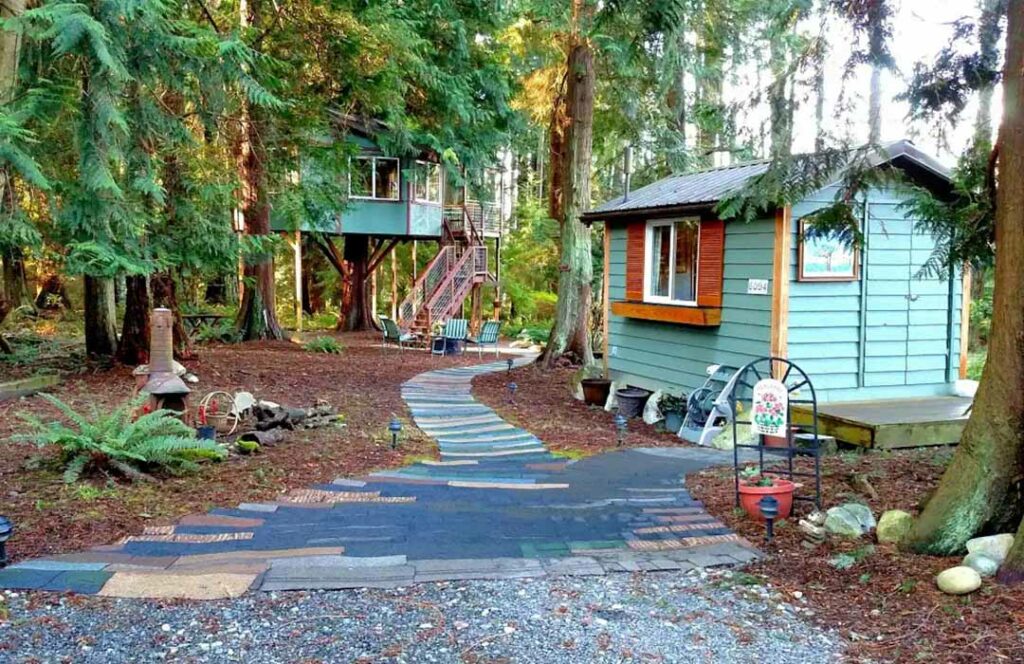 Treehouse Whidbey 01 1024x664