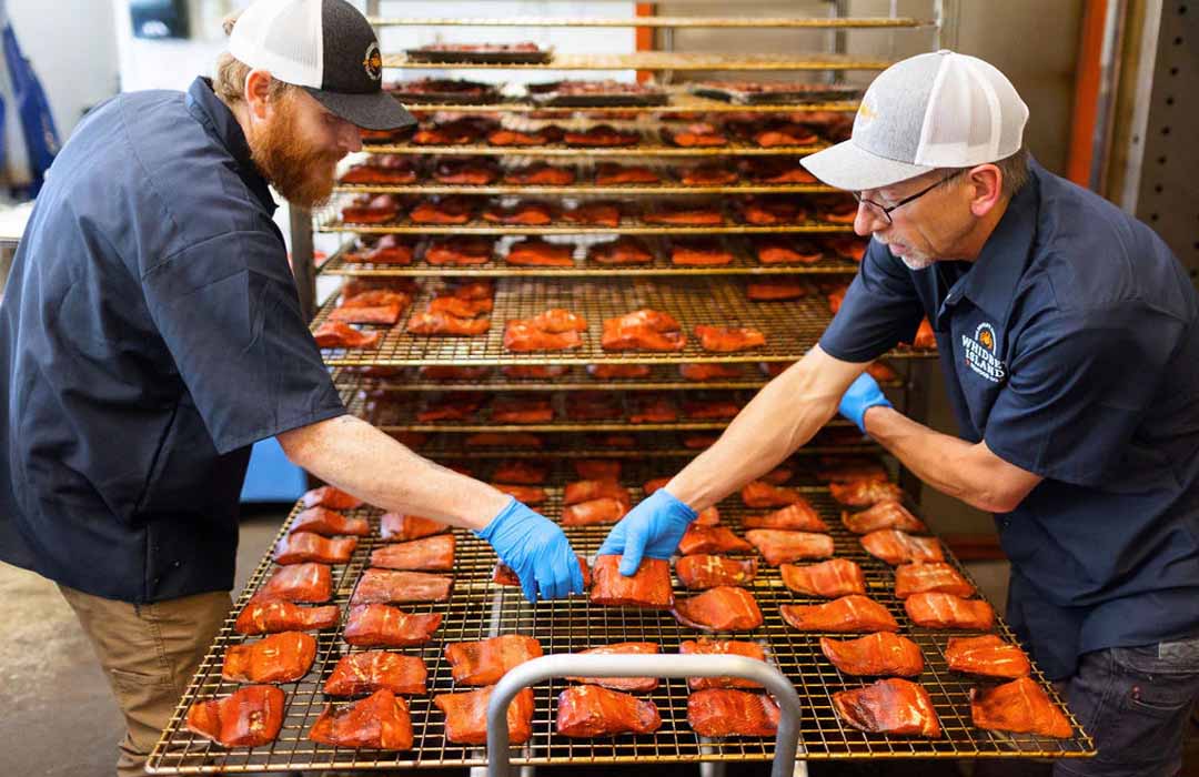 Sabot's Smokehouse - seafood and deli in Oak Harbor