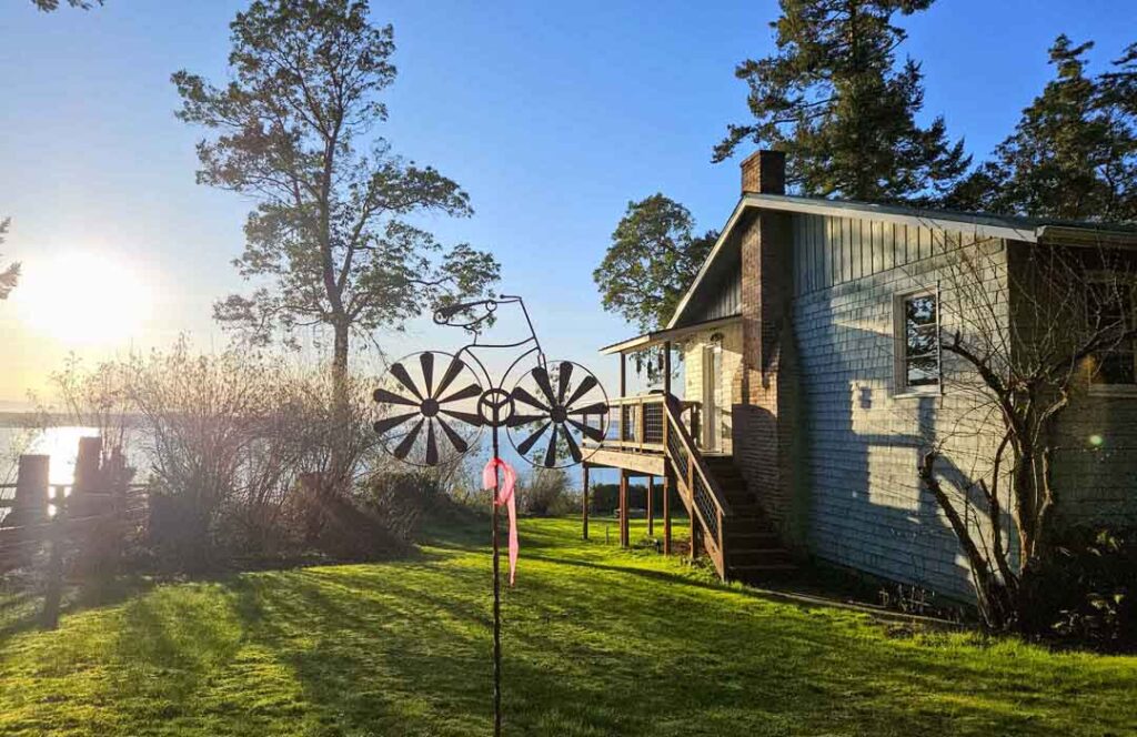 Madrona Beach Cabin 0004 Layer 1 1024x664