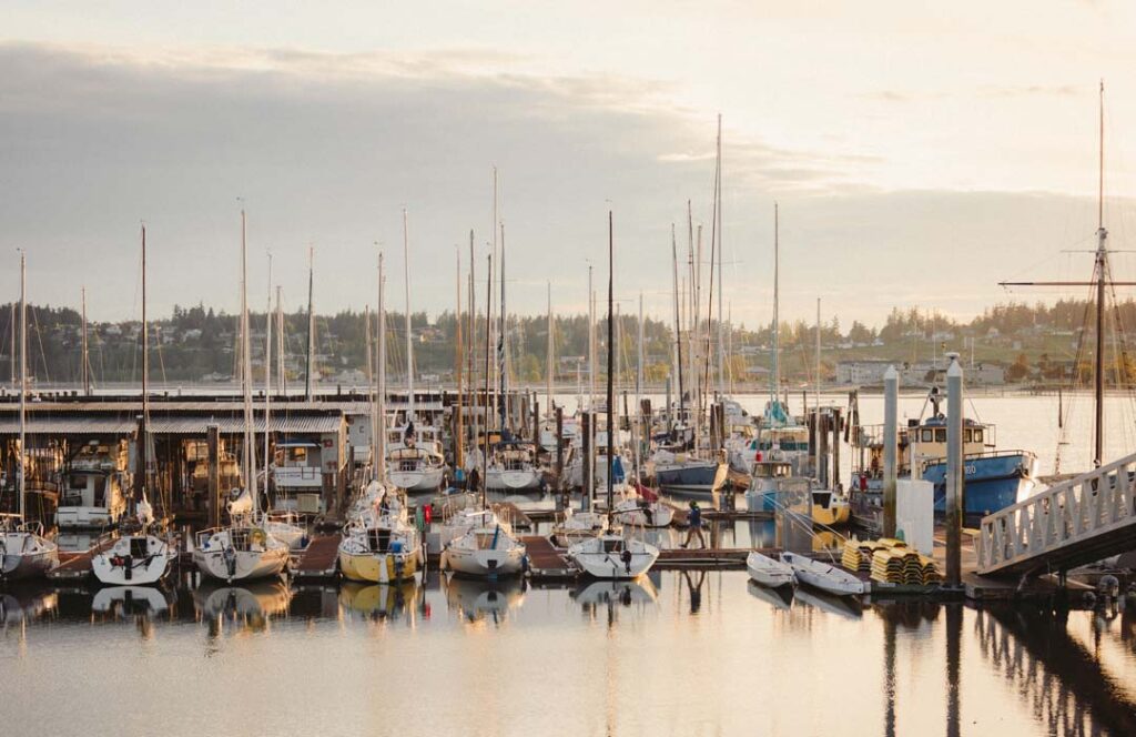 A calm day at the Oak Harbor Marina