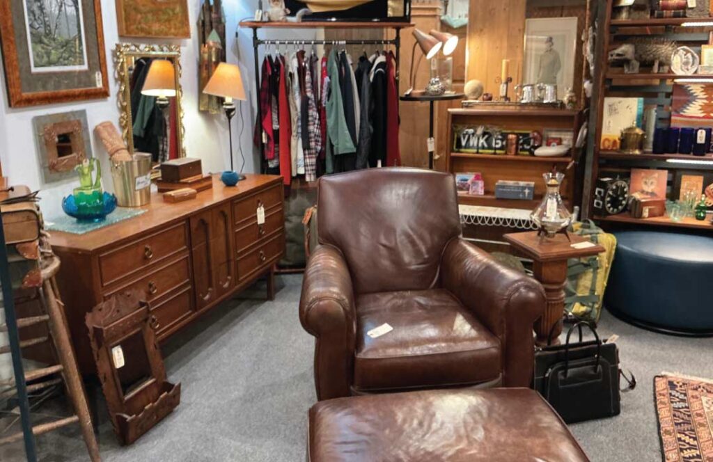 Mutiny Bay Antiques chair 1024x664